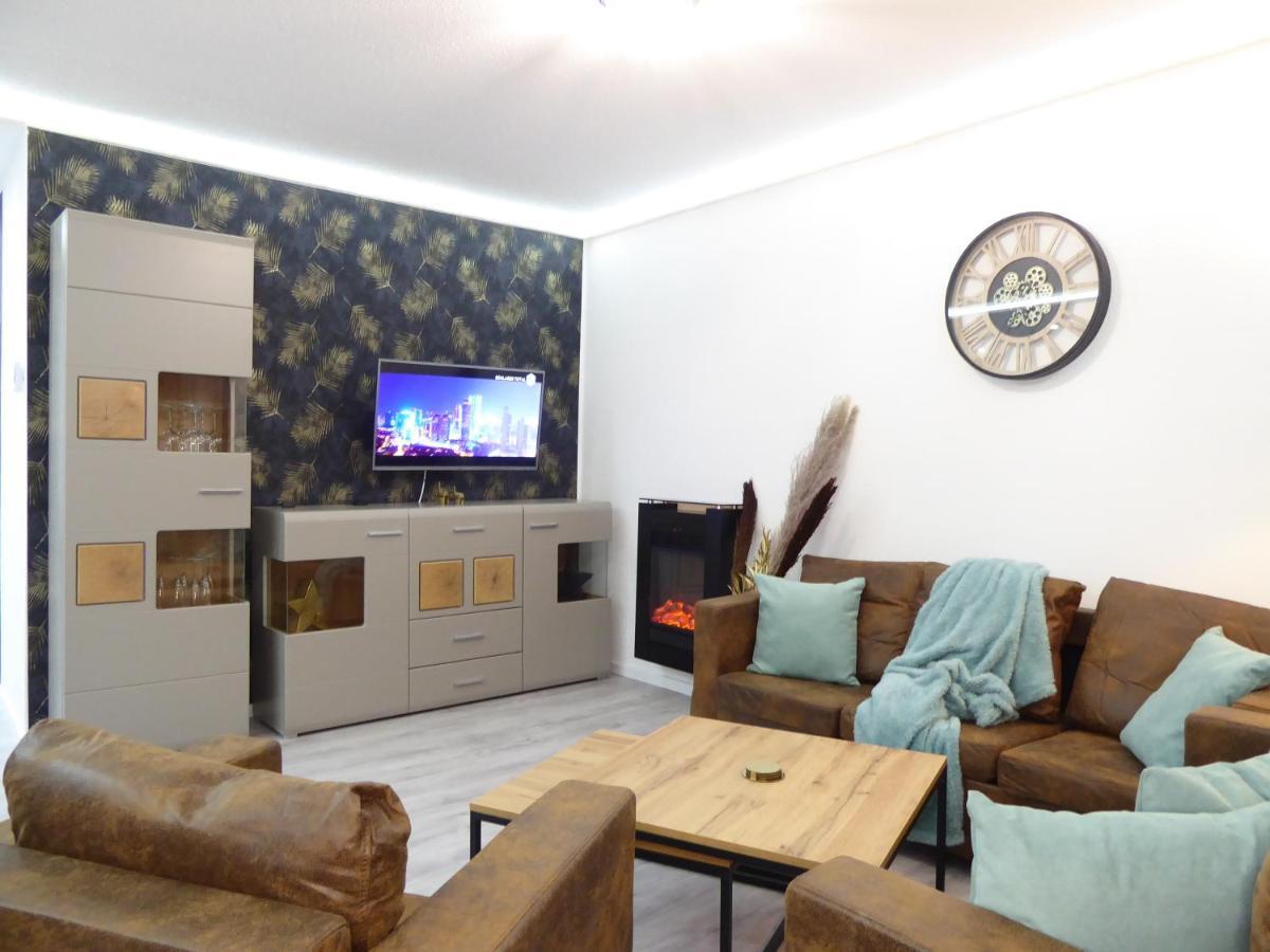 Appartement Glamory Pool Sauna Wifi 6 Personen Near Lift Balkon Ps4